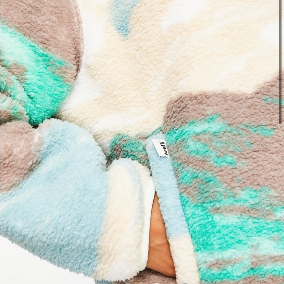 Levi's Atlas Sherpa Mountain Landscape Fleece - Mink - Size Small - Picture 3 of 14